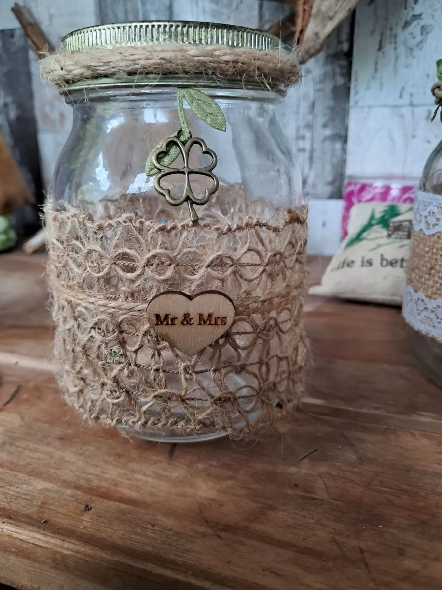 Wedding-decorated flower holder jars