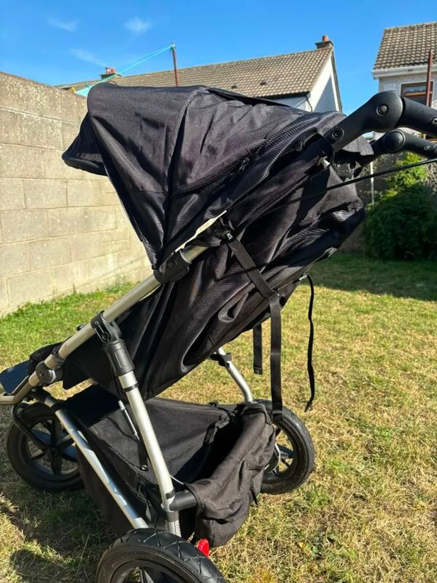 Mountain buggy Jogger - Image 2