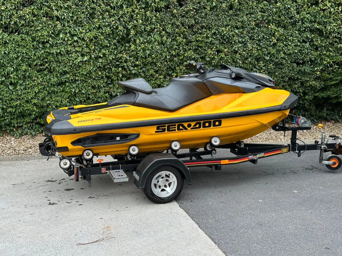 Immaculate 2022 Seadoo RXPX 300 with only 94hrs - Image 3