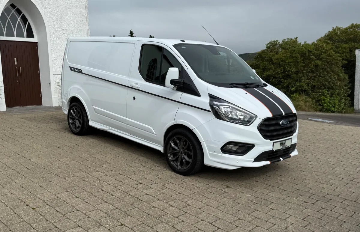 2020 (202reg) Ford Transit Custom 2.0EBL 130 SWB - Image 1