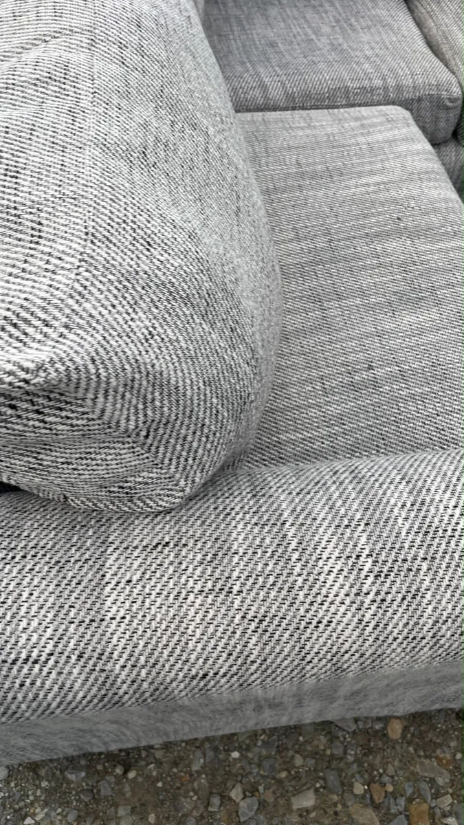 Beautiful Grey corner sofa - Image 2