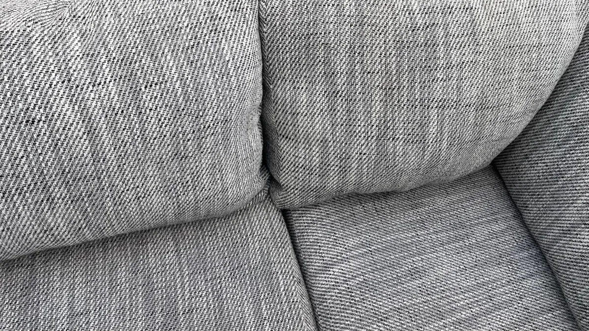 Beautiful Grey corner sofa - Image 3