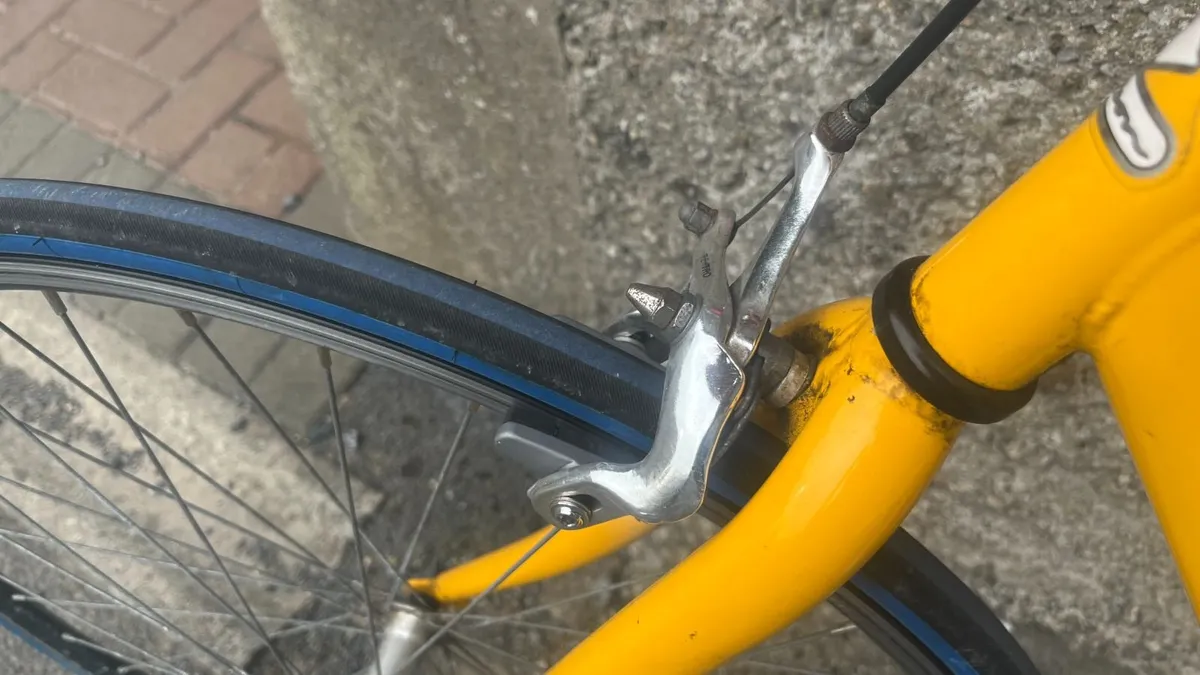 Vintage Road Bike - Image 2