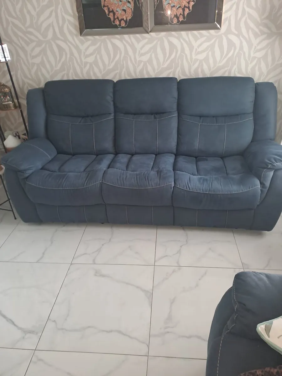 3 Seater Couch - Image 1