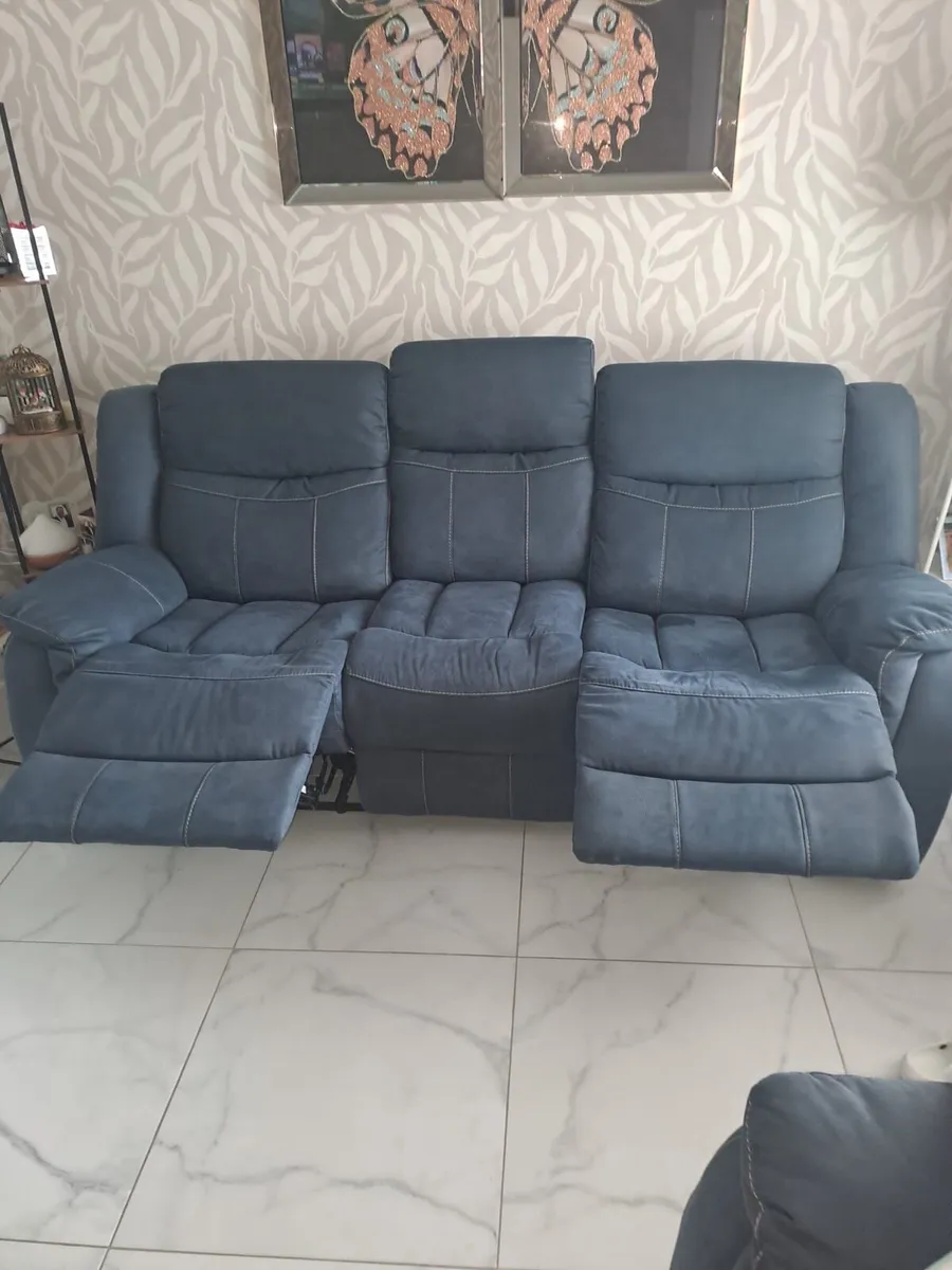 3 Seater Couch - Image 2