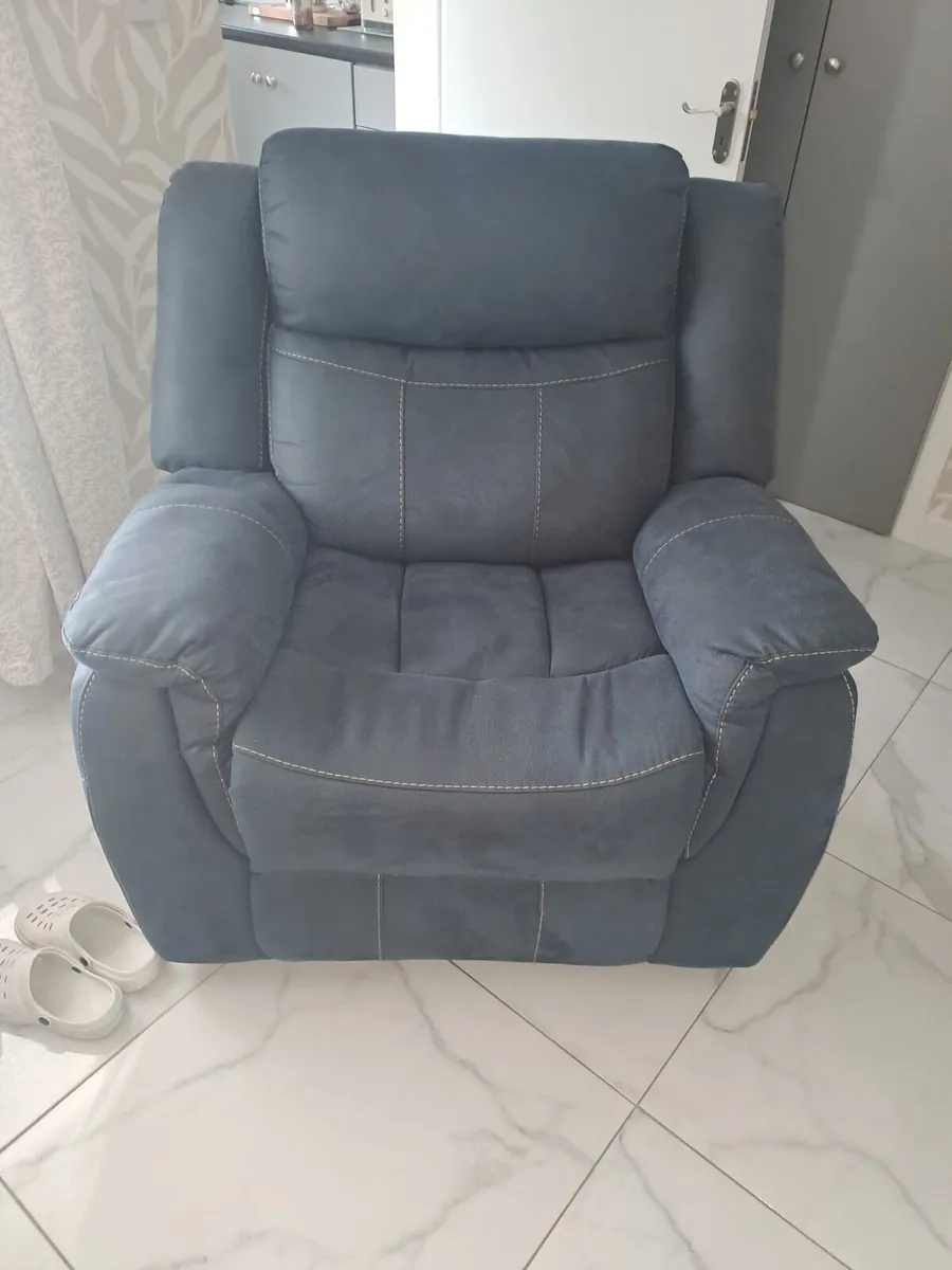 3 Seater Couch - Image 3