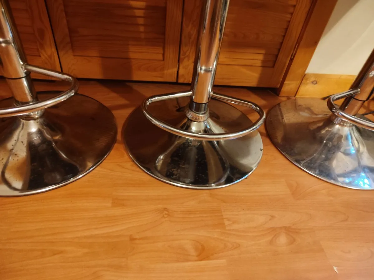 Kitchen stools - Image 2