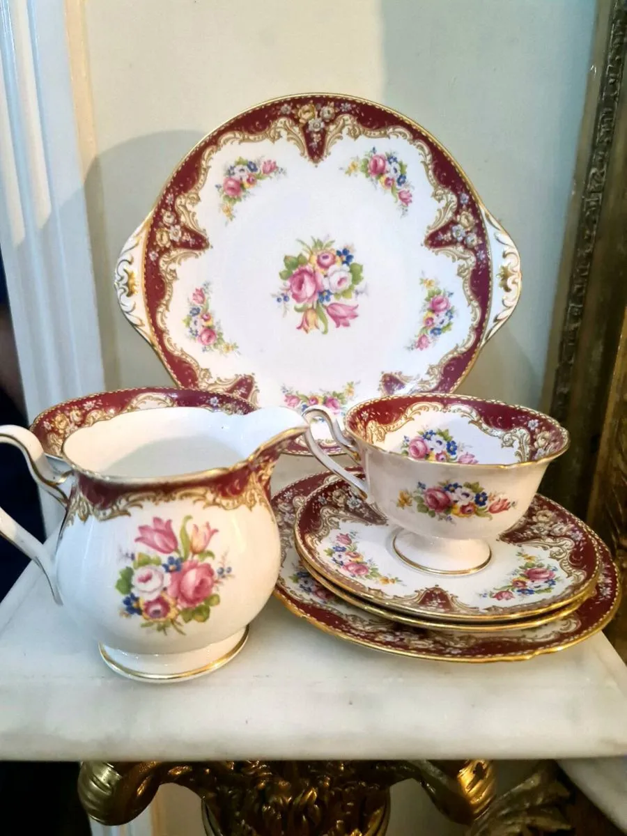 Shelley teaset - Image 1