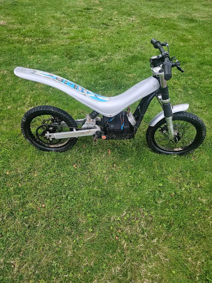 OSET 16 Kids Electric  Trial Bike 24v - Image 1