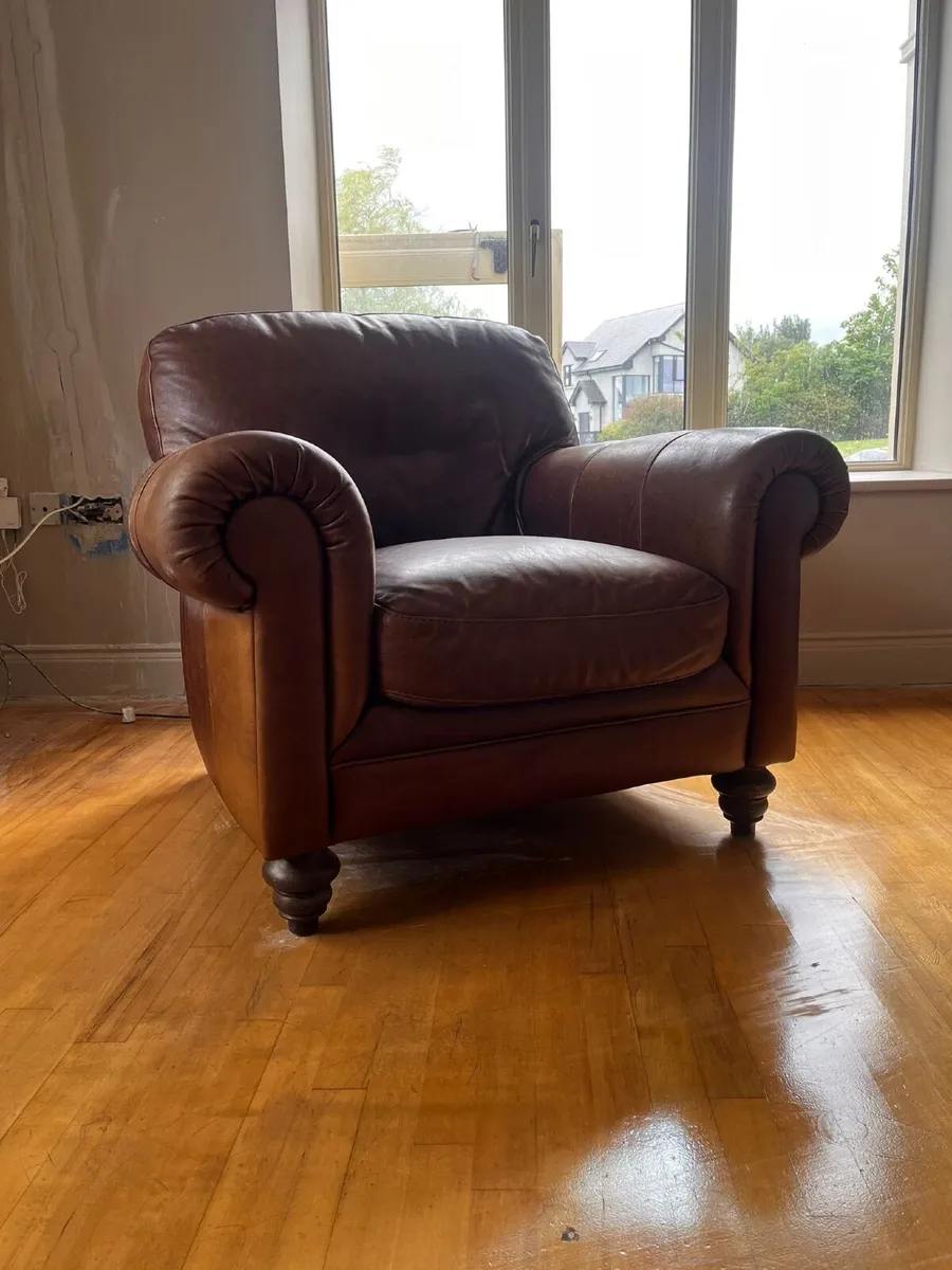 3 Piece Suite, Genuine Leather - Image 4