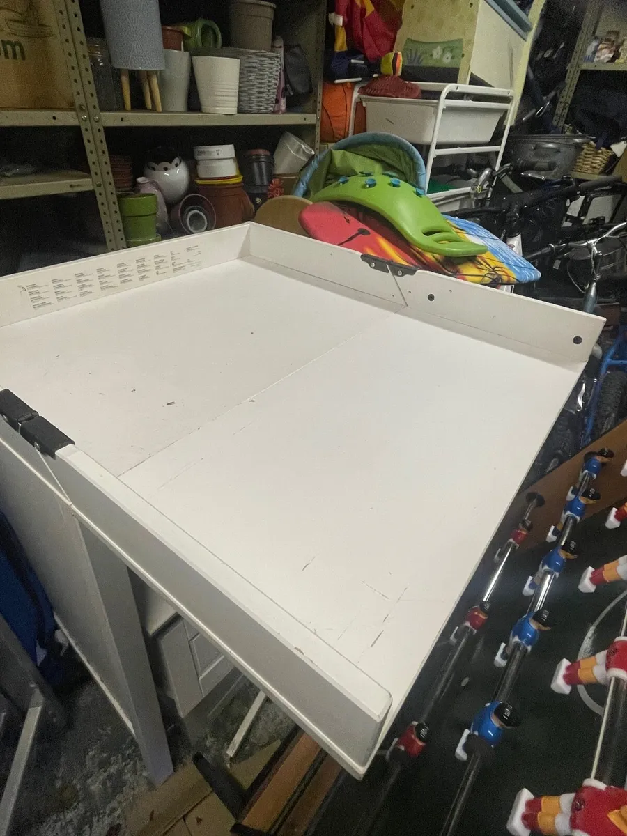 FREE: Changing table - drawer unit - Image 3