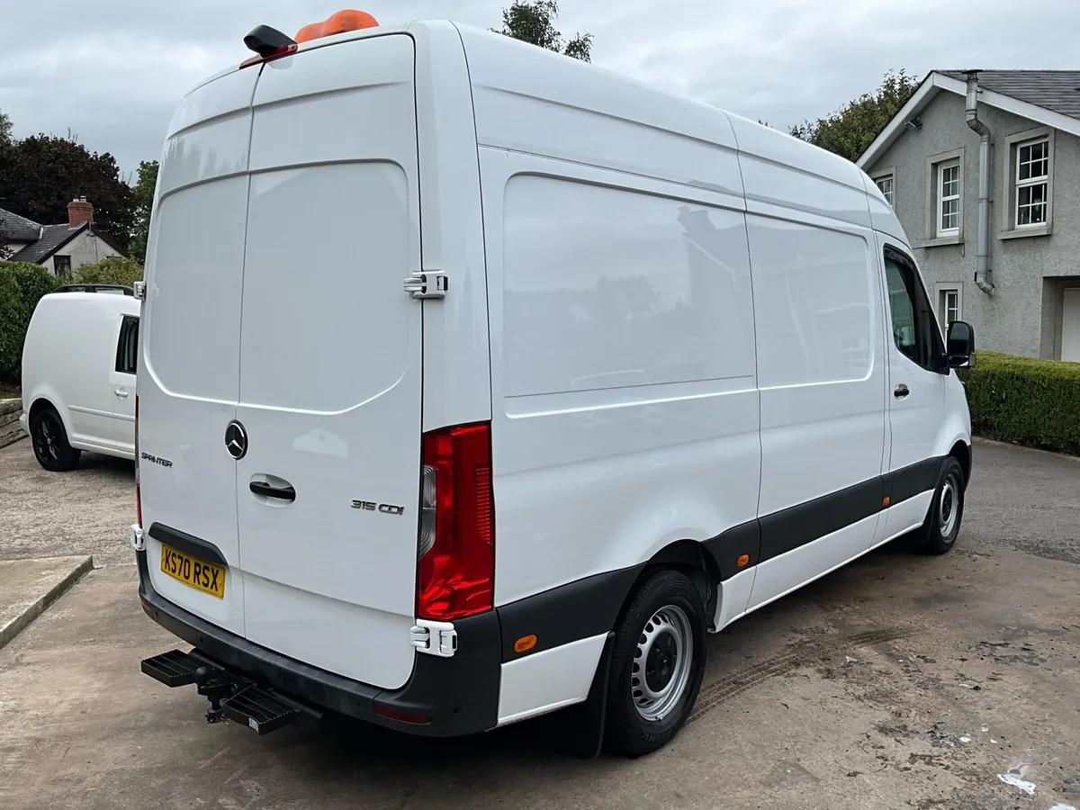 December 2020 MB Sprinter 315 Progressive RWD - Image 4
