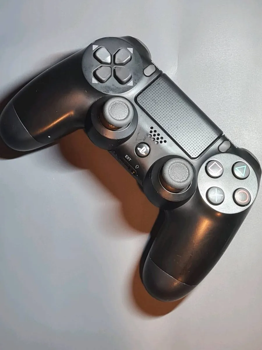 Fully Refurbished Sony DualShock 4 V2 Controller - Image 1