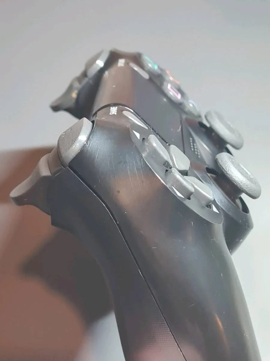 Fully Refurbished Sony DualShock 4 V2 Controller - Image 4