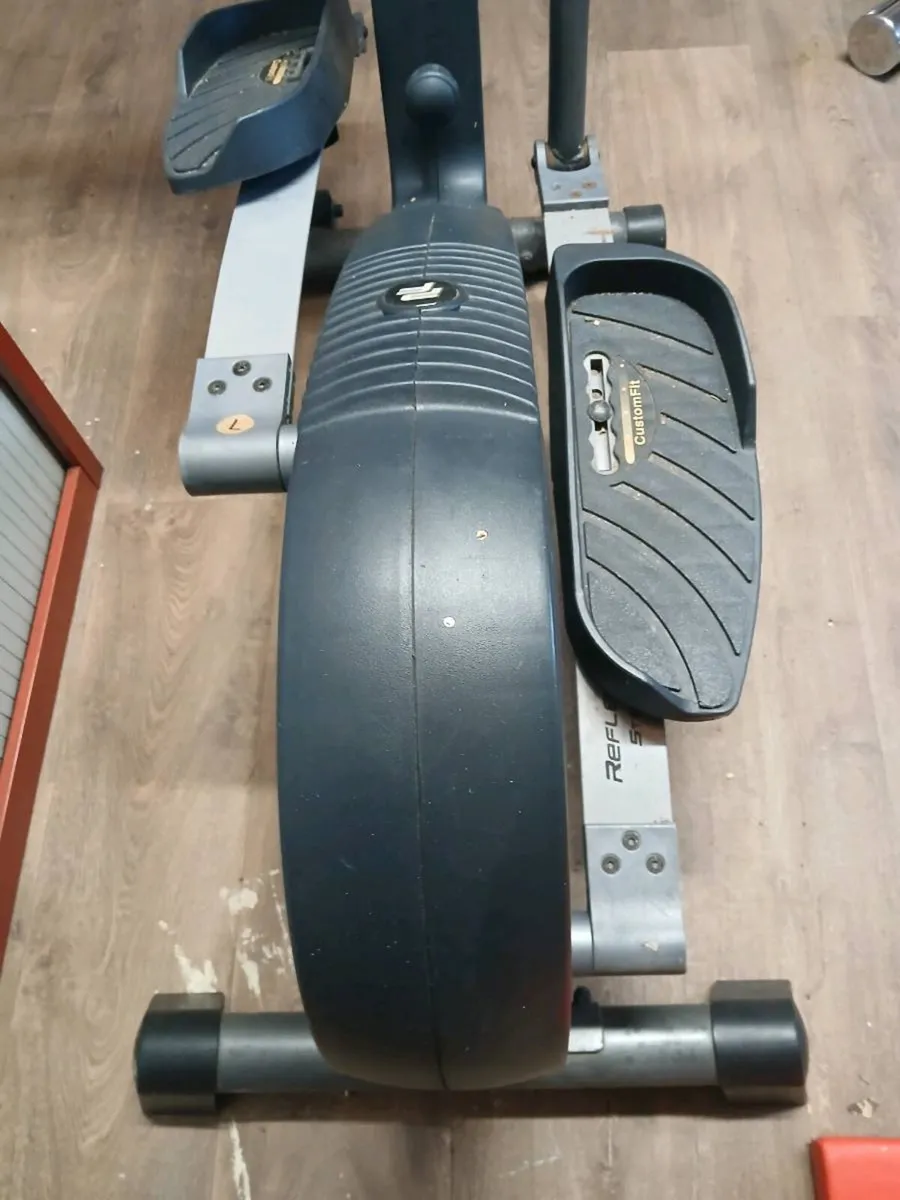Cross Trainer - Image 3