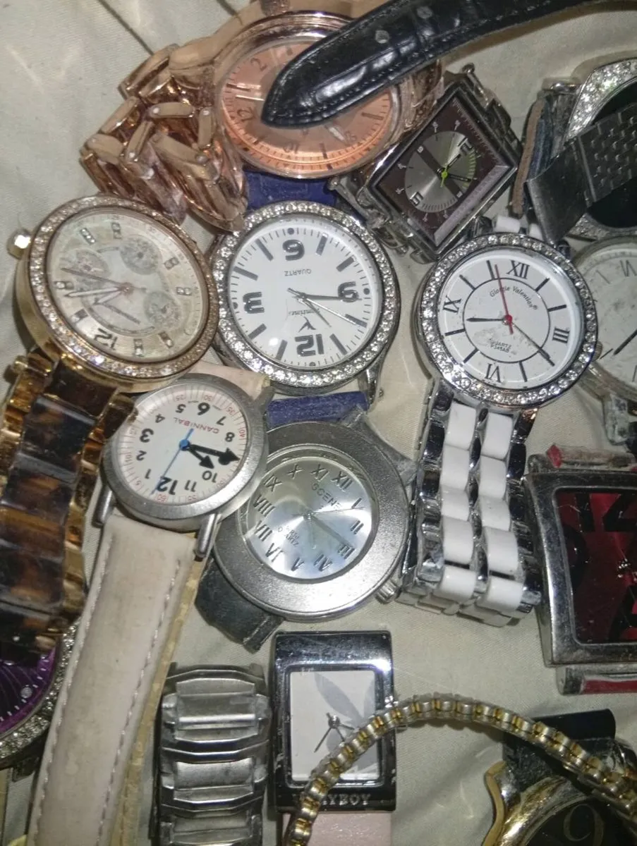 JOB LOT OF OLD WATCHES PARTS REPAIRS 160 FOR  LOT - Image 4