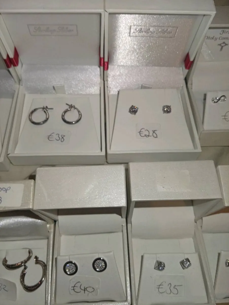 CLOSE DOWN JEWELLERY SALE 220 FOR LOT SLIVER - Image 2