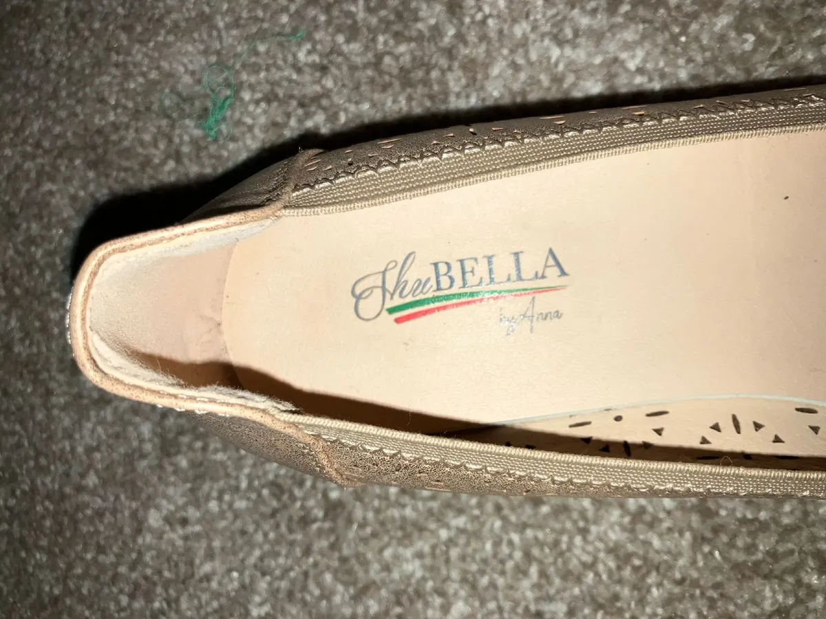 Shoes - Image 2