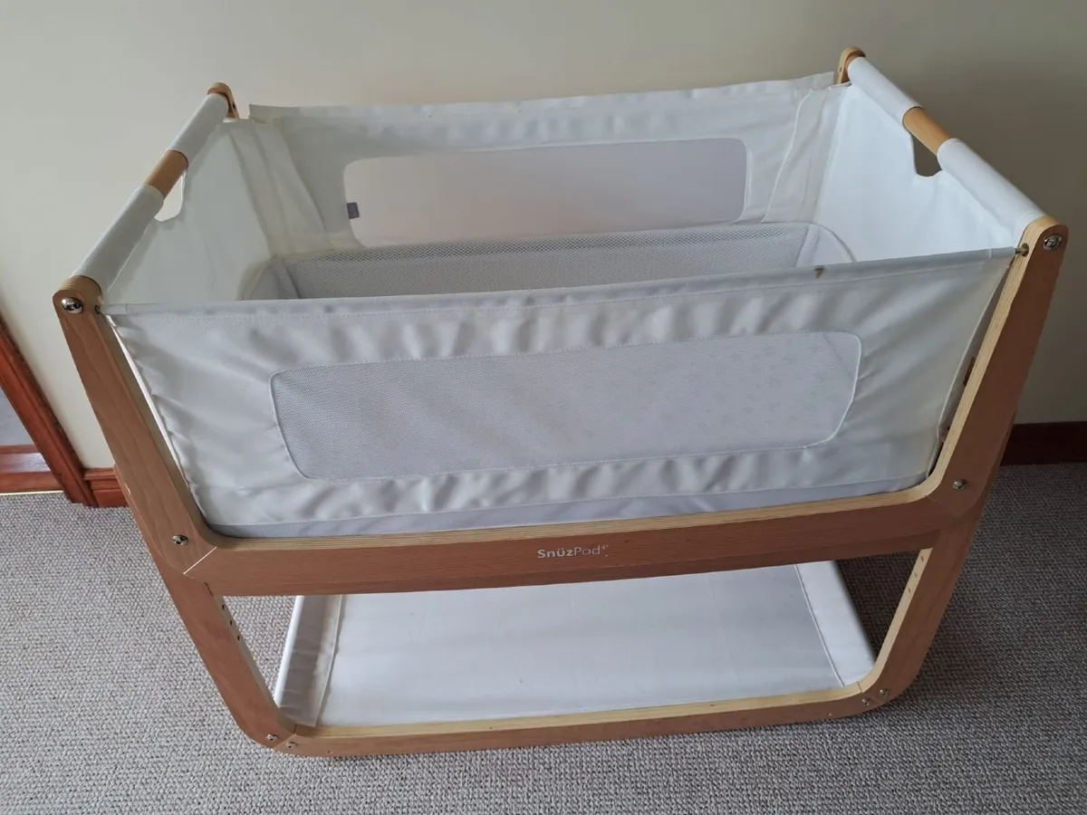 SnuzPod 4 Baby Bedside Crib - Image 3