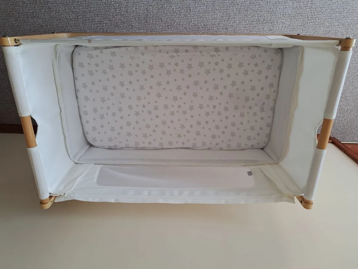 SnuzPod 4 Baby Bedside Crib - Image 4