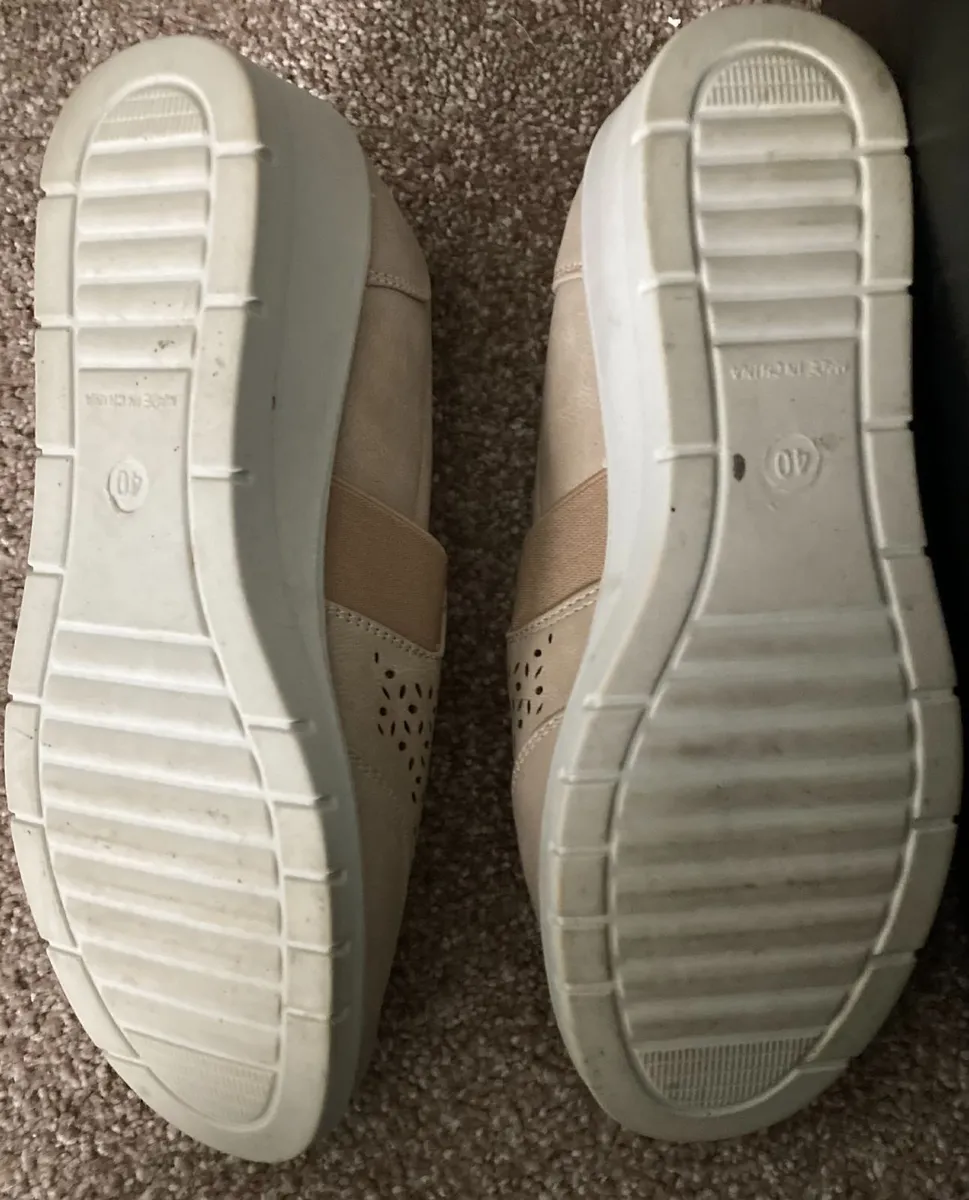 Shoes - Image 2