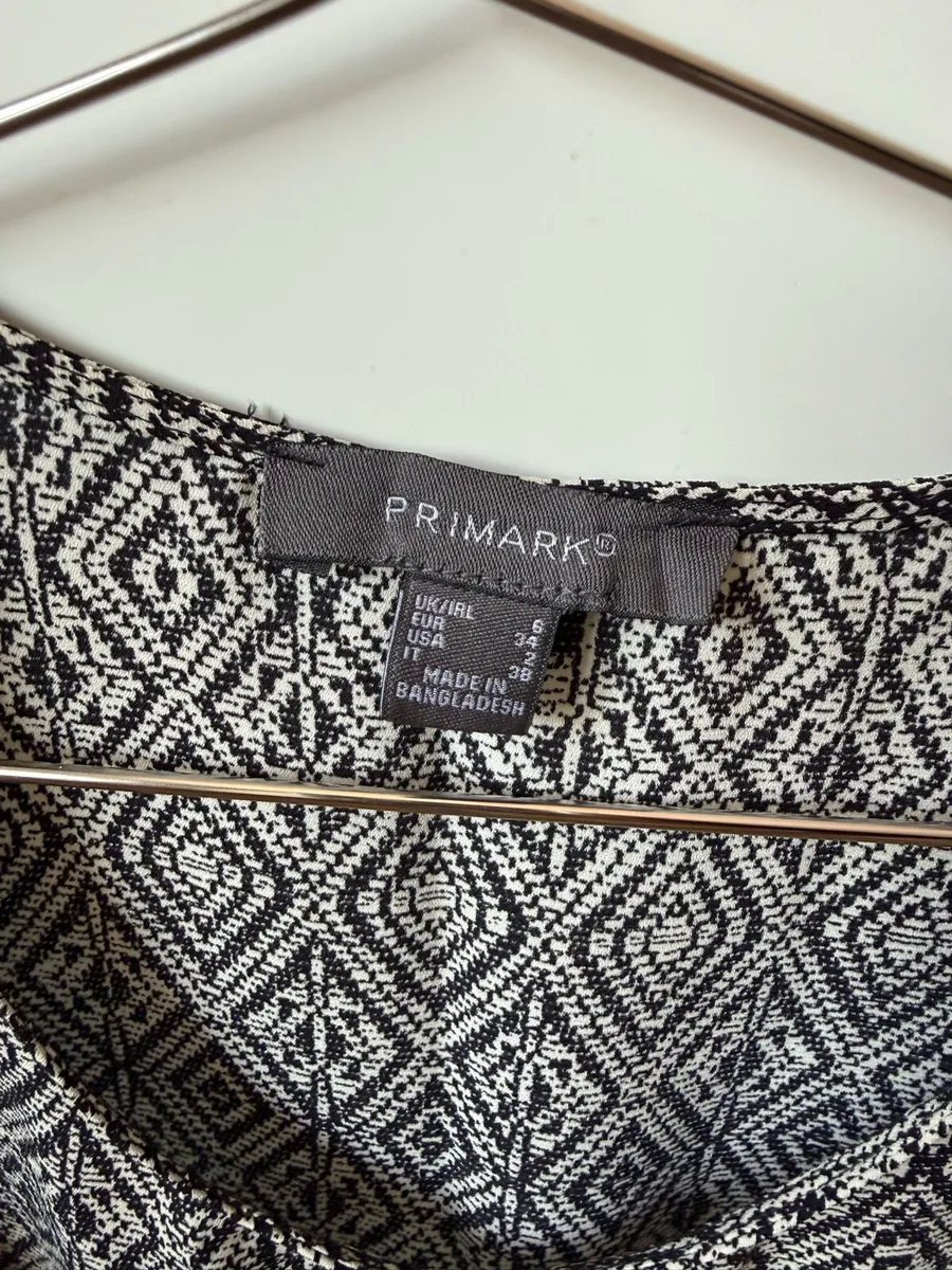 Primark women ladies sleeveless top - Image 2