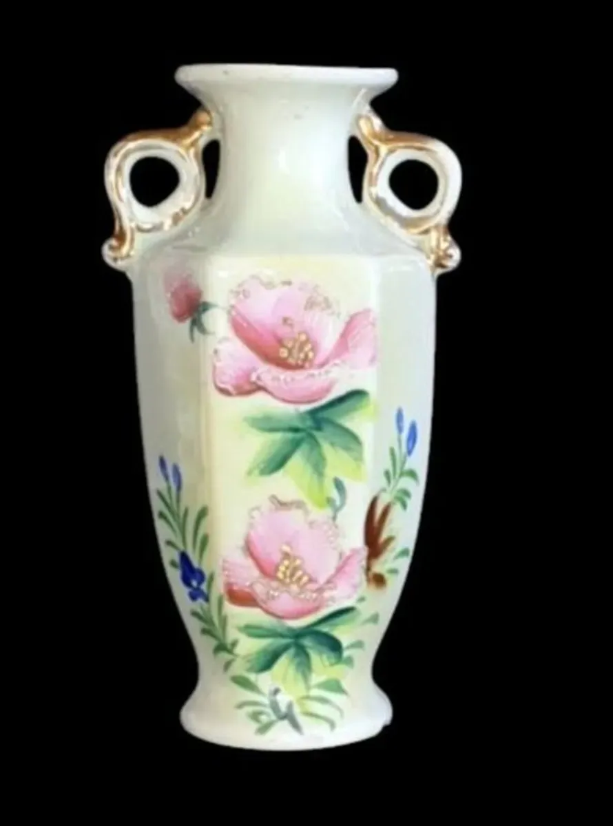 Beautiful Vintage Japanese Hand-Painted Porcelain - Image 4