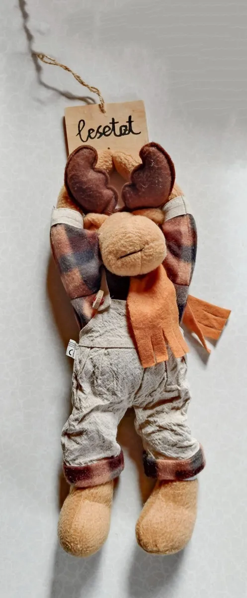 REINDEER TOY WITH A BOARD & STRING. - Image 4