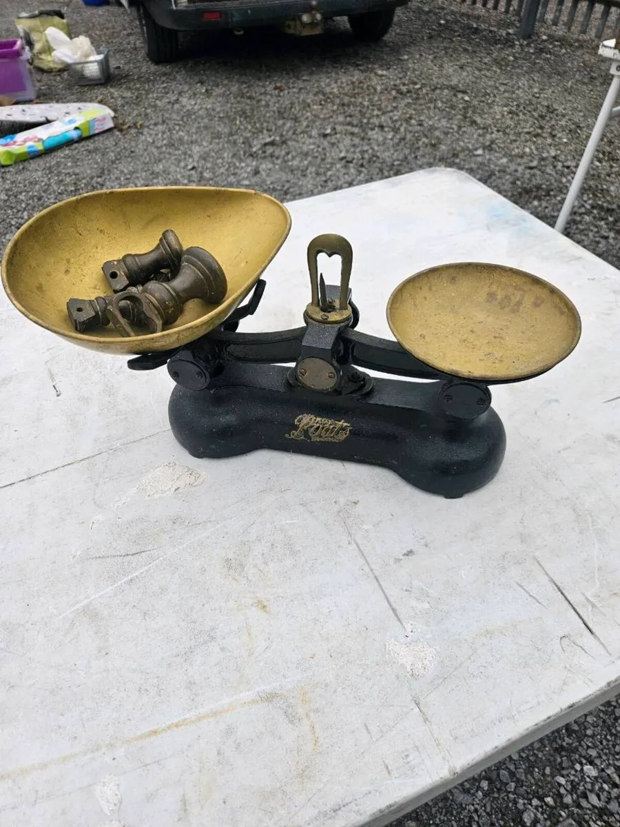 2 x vintage kitchen scales - Image 1