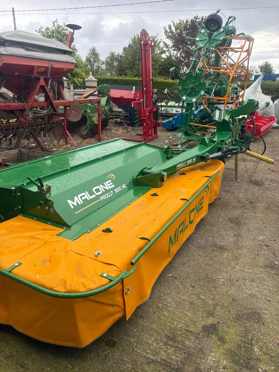 Malone front and side mowers ex demo - Image 4