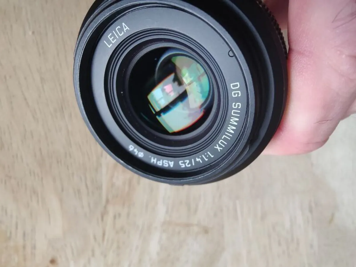 Panasonic Leica DG Summilux 25mm 1.4 Lens - Image 3