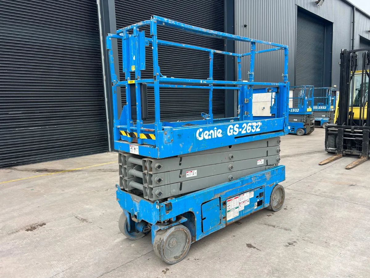 Genie GS2632 Scissor Lift - New Batteries - Image 2