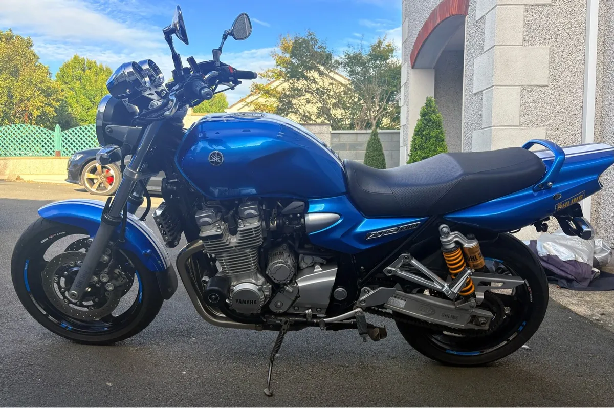 Yamaha XJR 1300 - Image 2