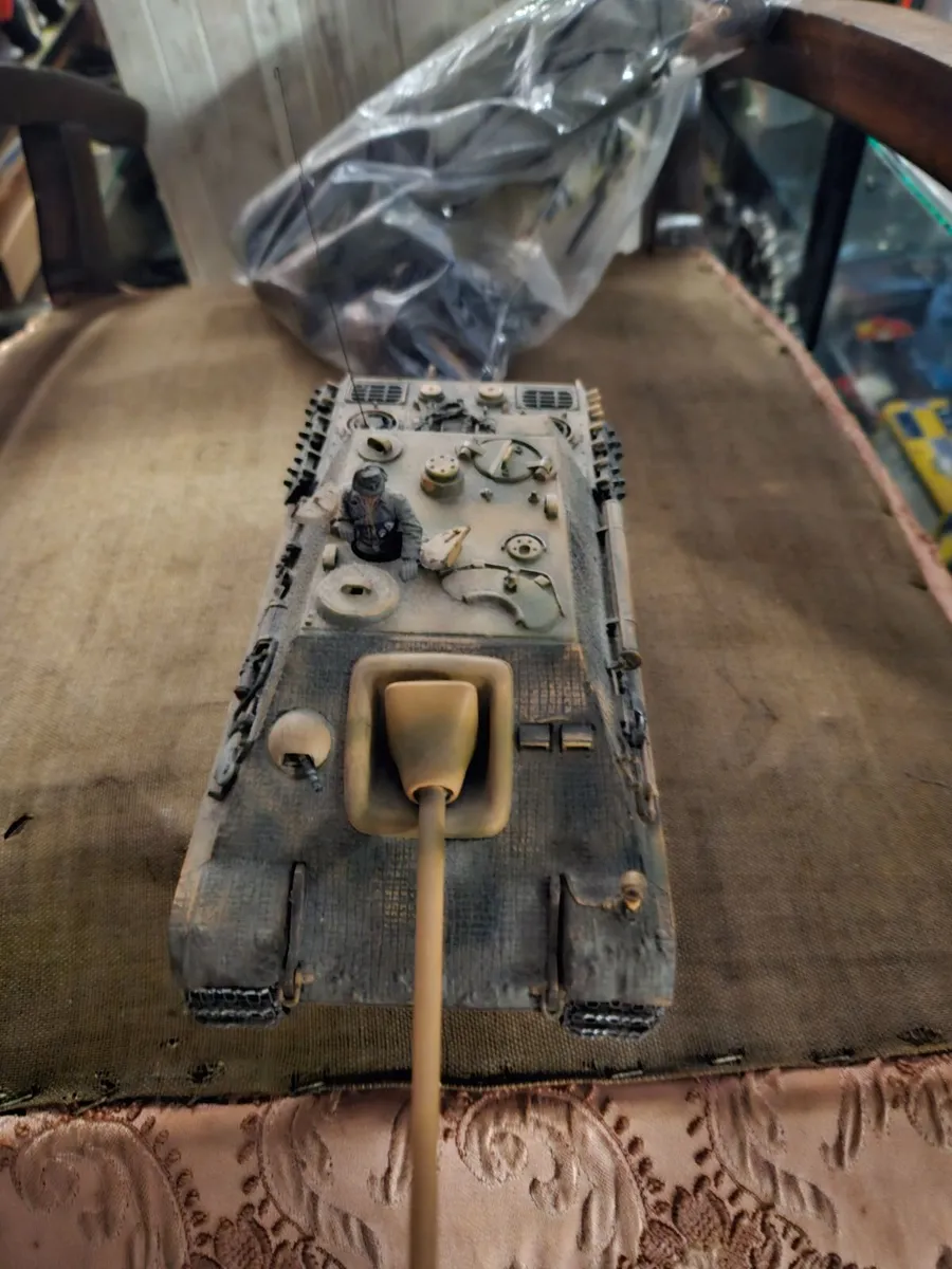 Corgi Forces of Valor German WW2 Jadgpanther - Image 2