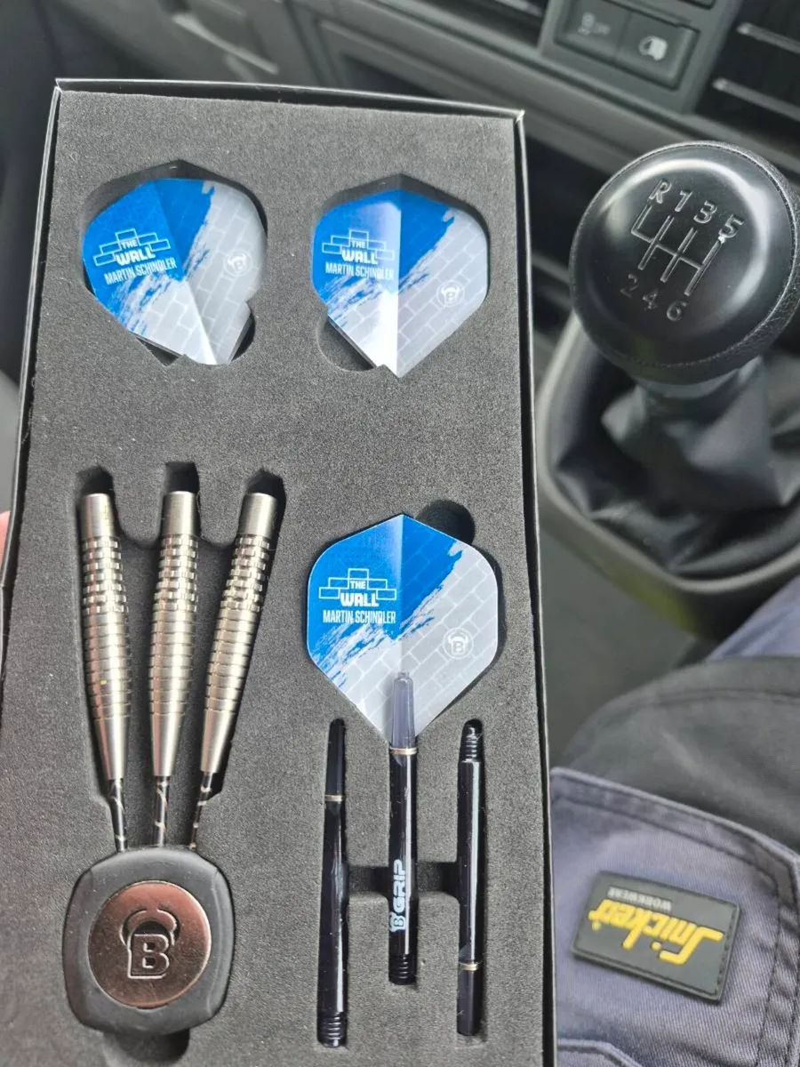 Darts - Image 4