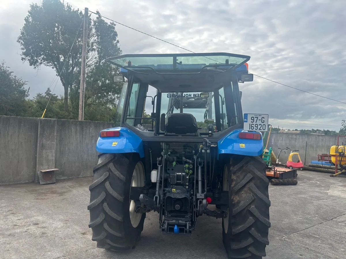 New Holland - Image 3