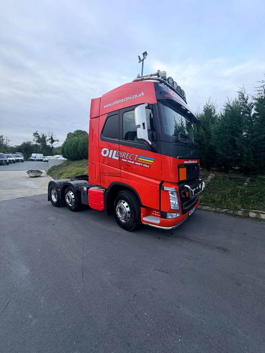 Volvo FH 540 ADR Tractor Unit 6x2 - Image 1