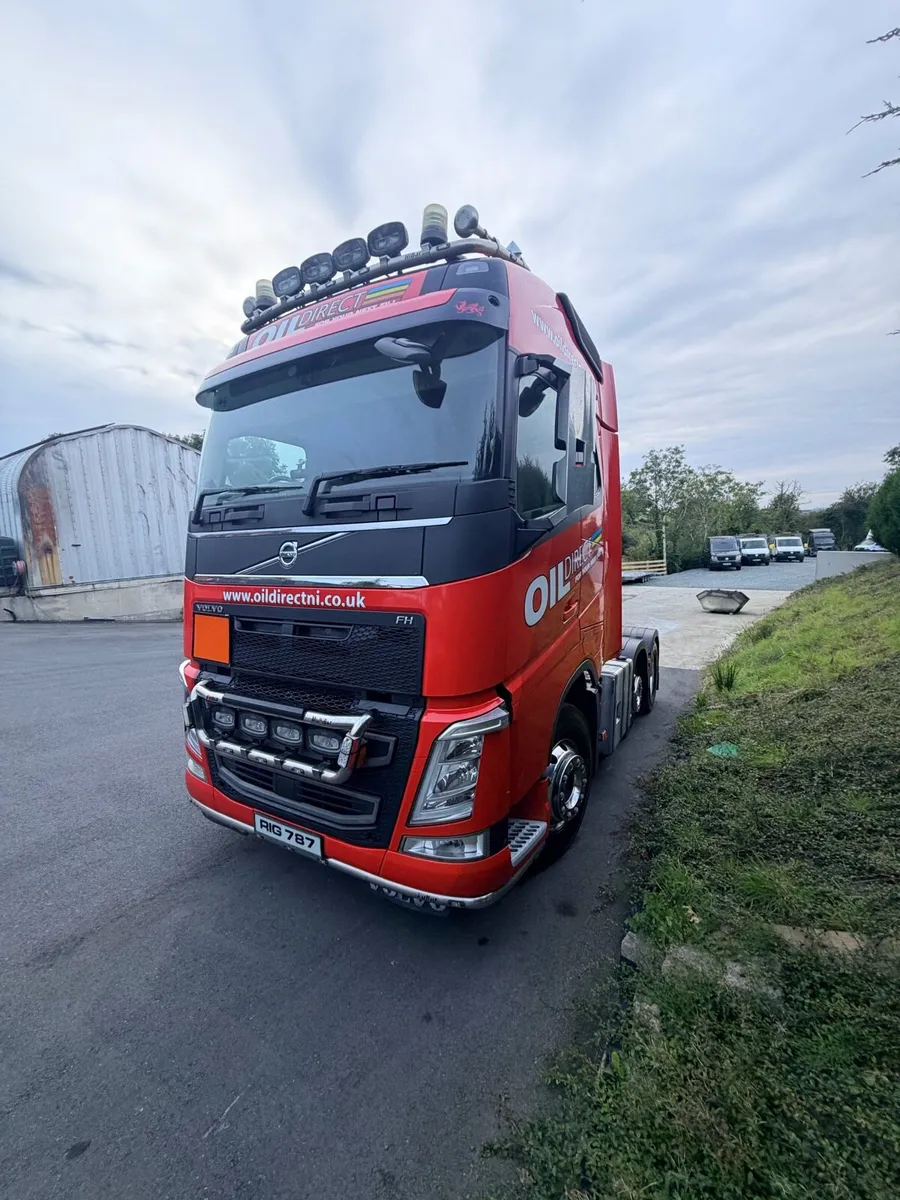 Volvo FH 540 ADR Tractor Unit 6x2 - Image 3