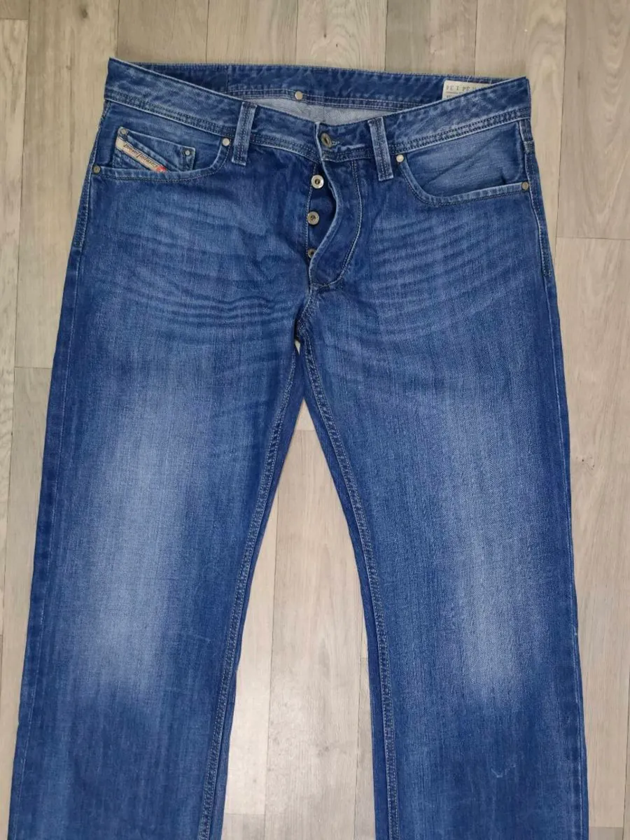 Diesel Larkee Regular Straight Fit Jeans W36 L35 - Image 2