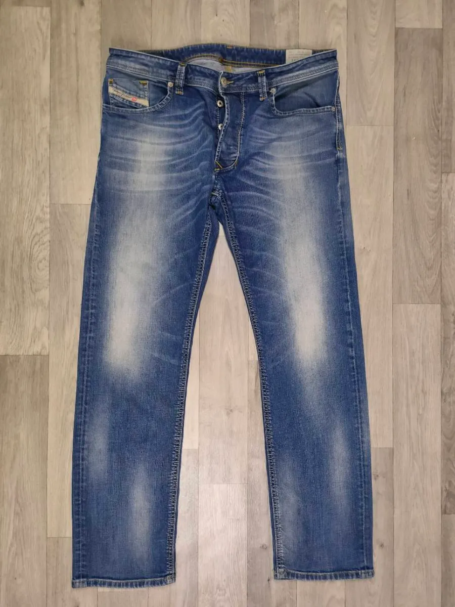 Diesel Larkee Regular Straight Fit Jeans W36 L32 - Image 1