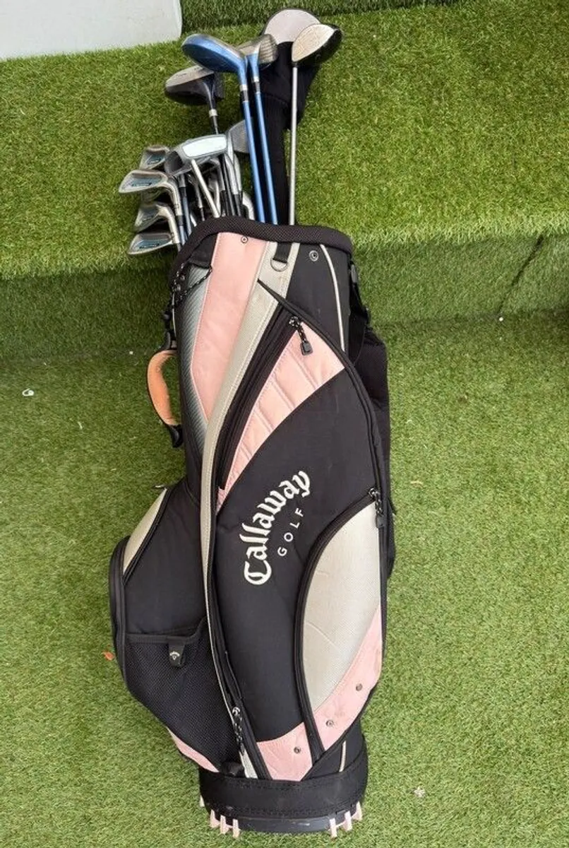 Ladies Golf Club Set - Image 1