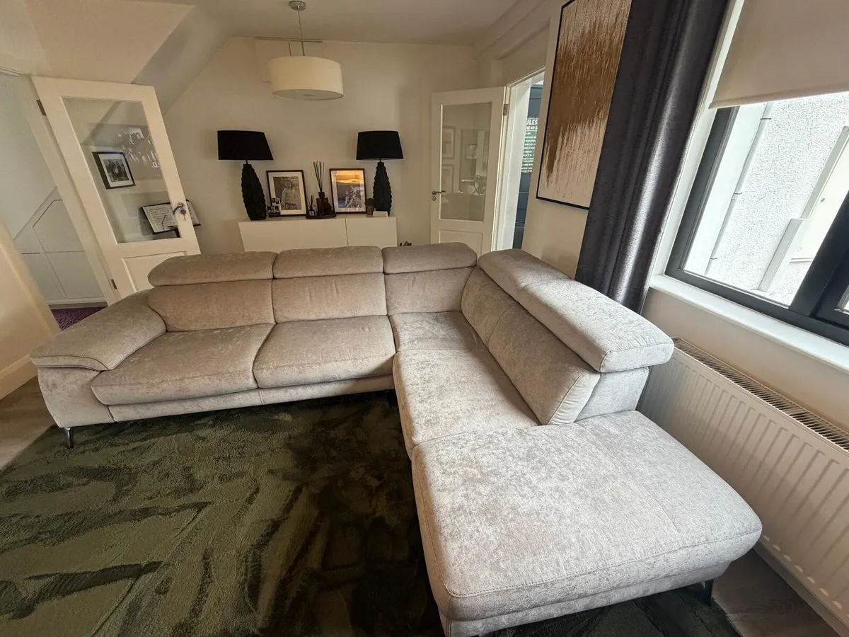 Montero Corner Sofa - Image 3