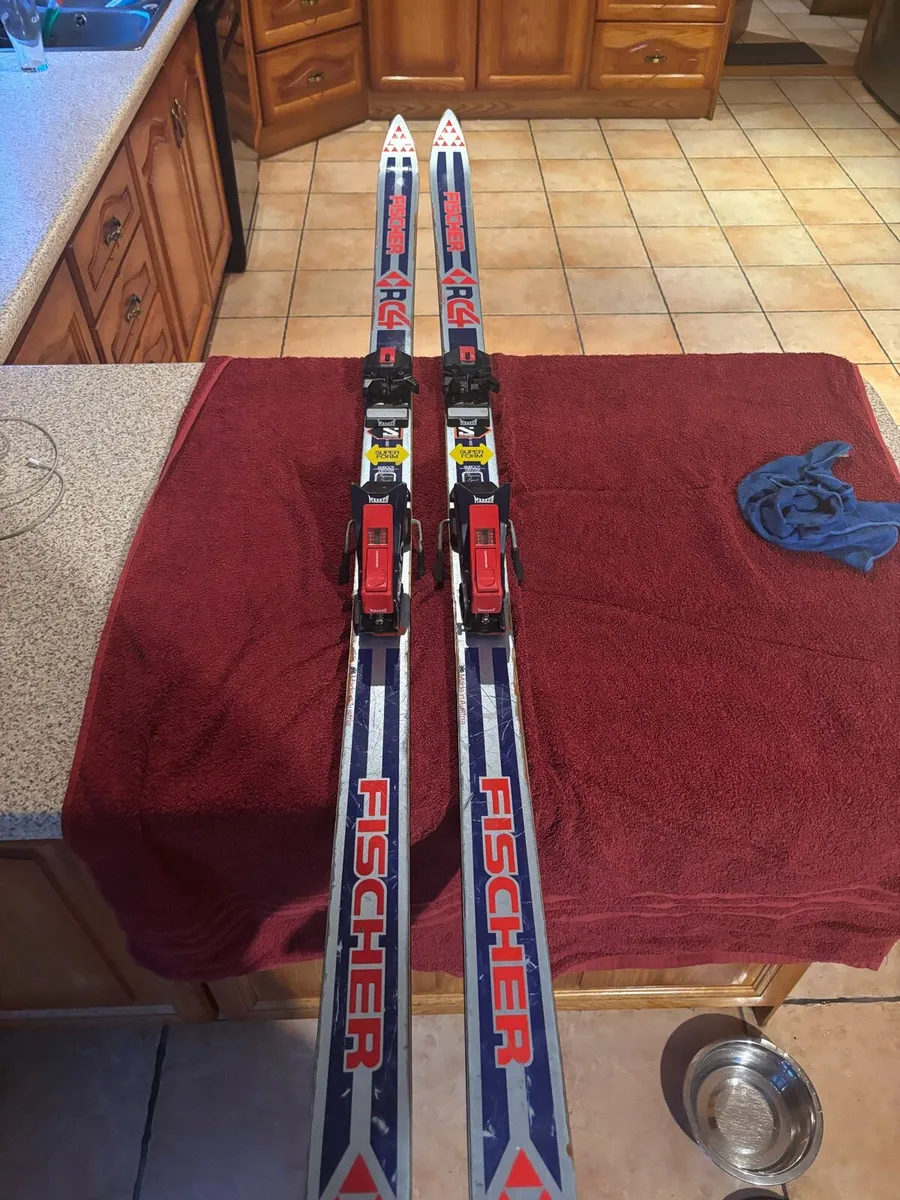 Vintage Fischer RC4 Super G Skis 191cm - Image 3