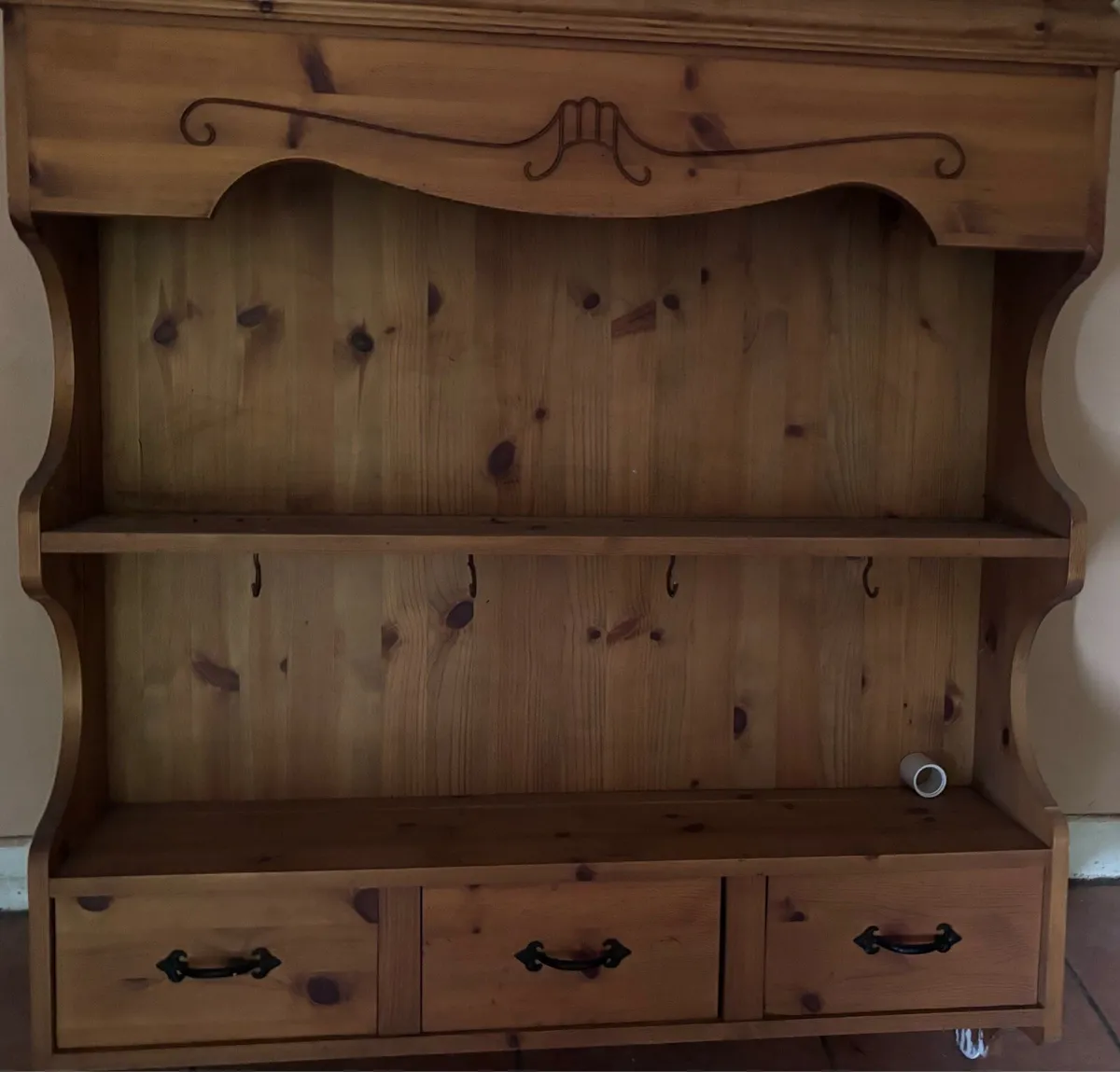 Wall dresser - Image 1
