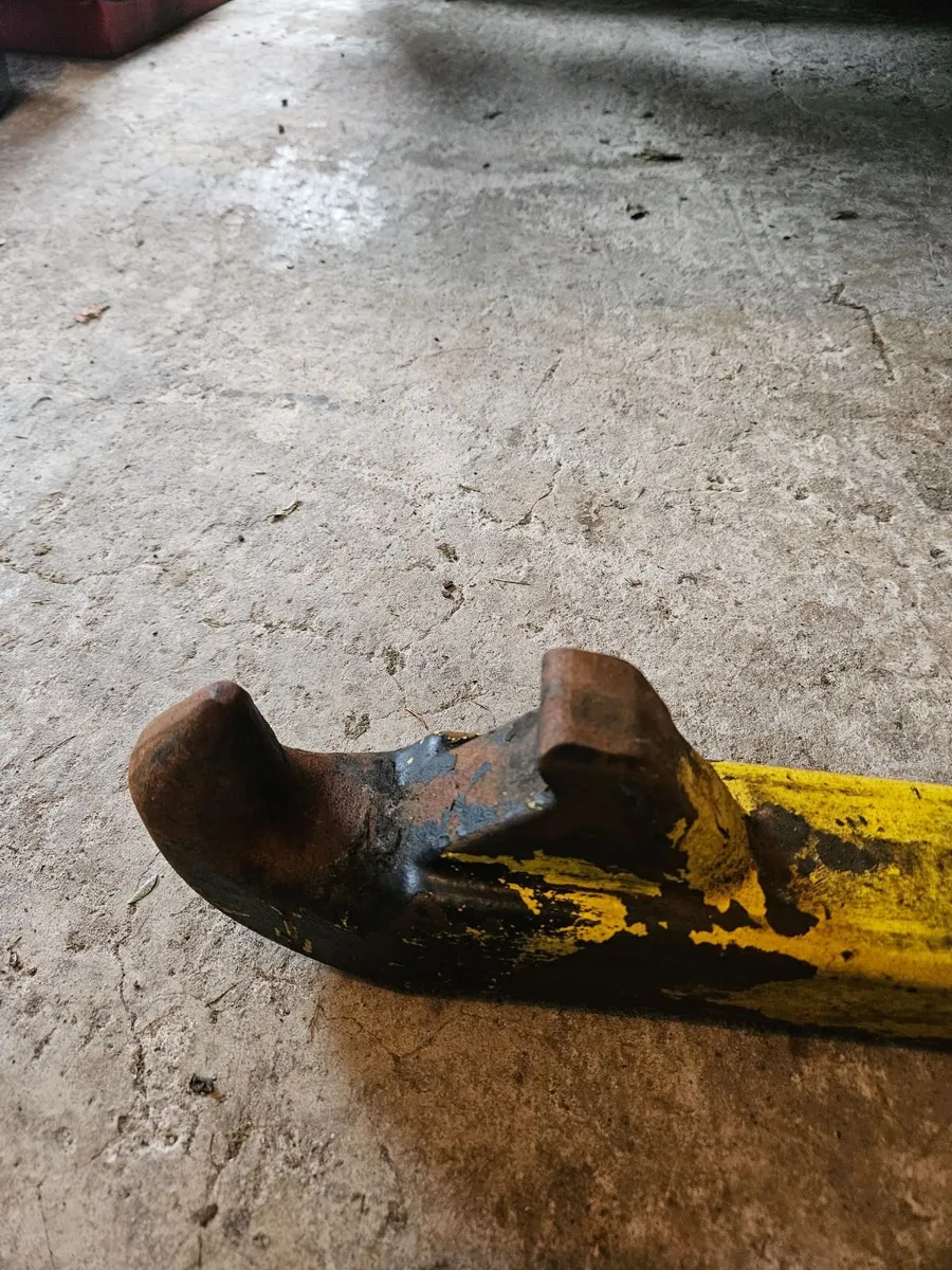 Case New Holland hitch hook - Image 2