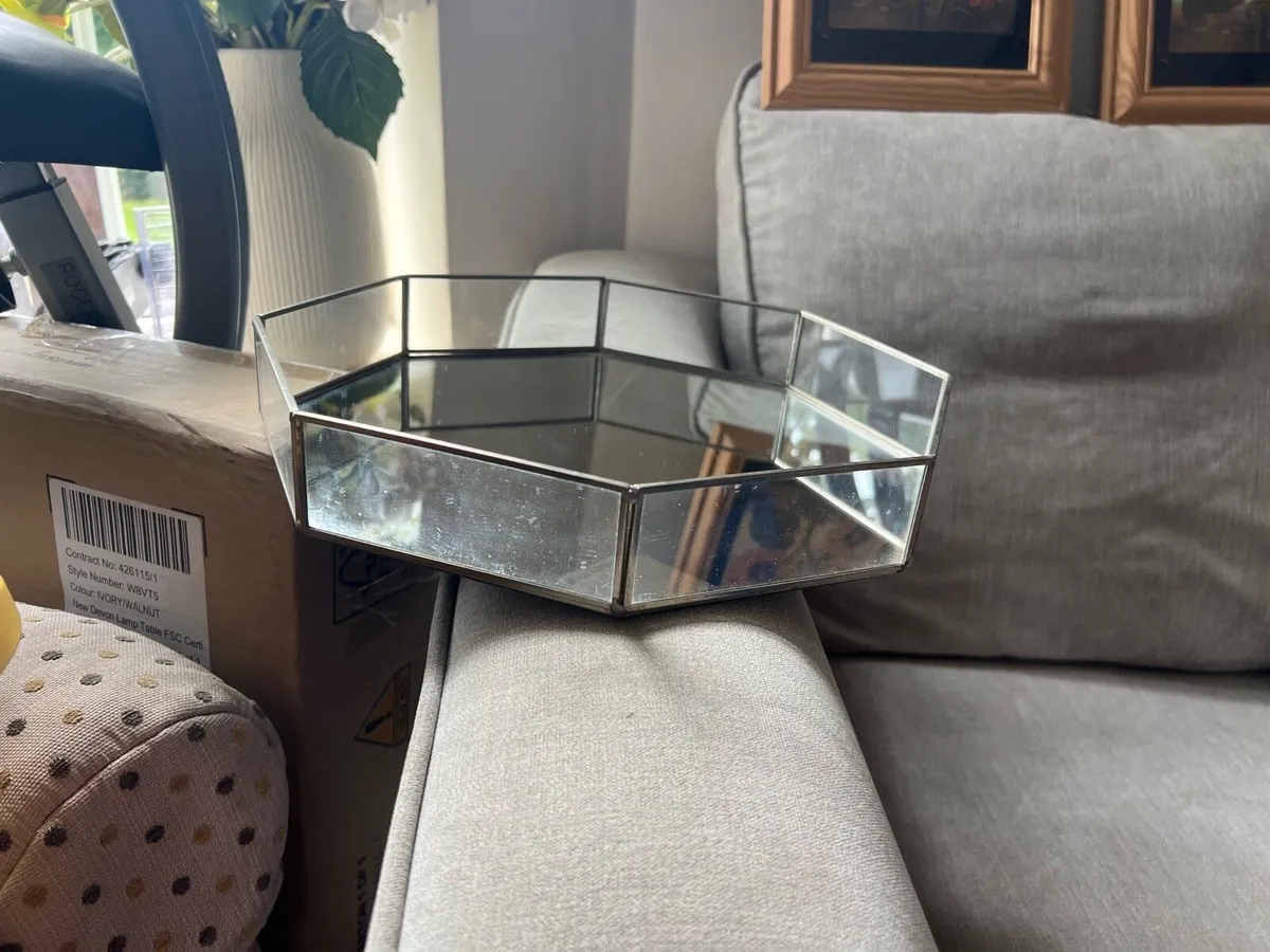 glass tray - Image 1