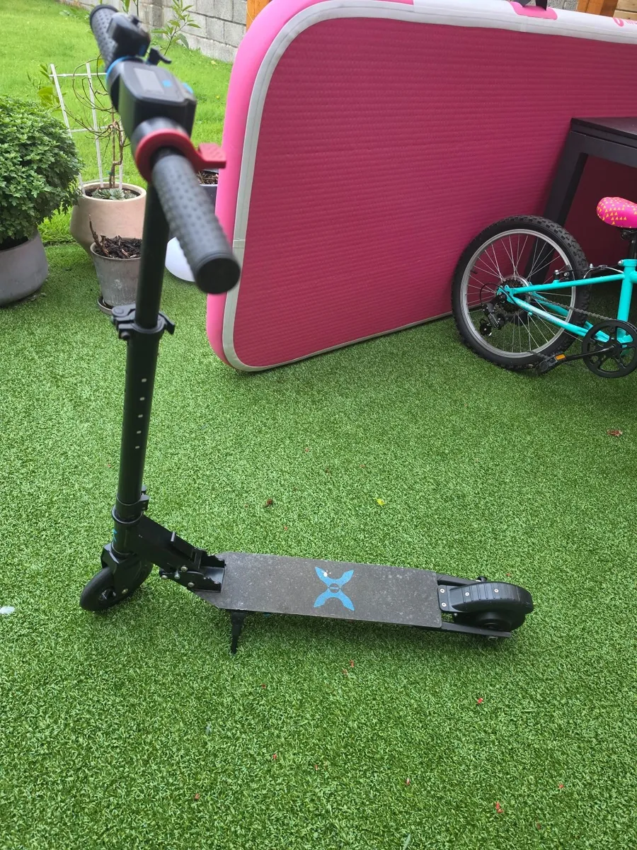 Electric scooter - Image 1