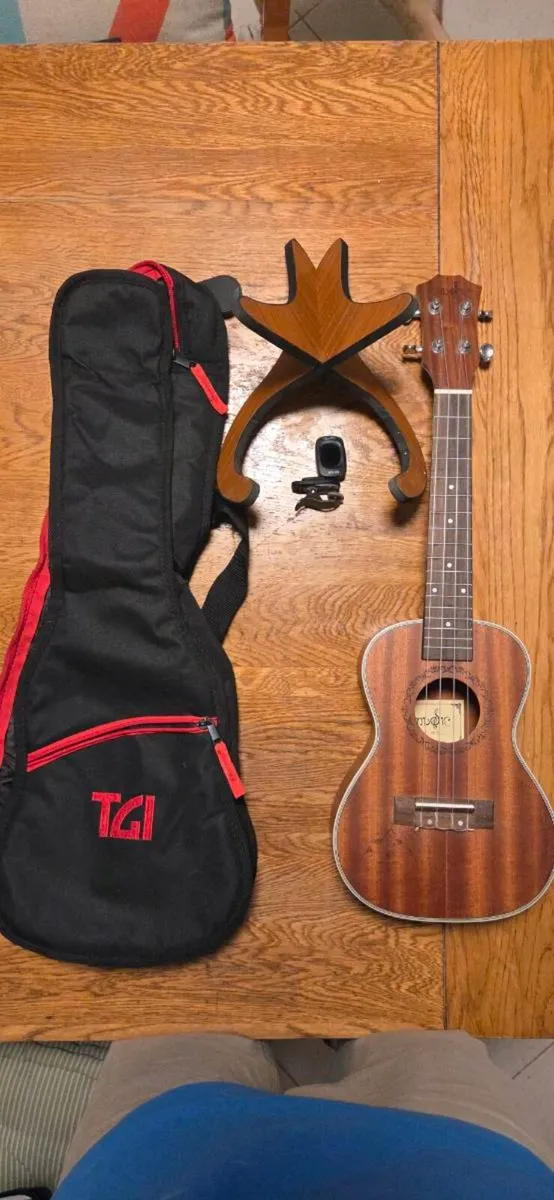 Music Ukulele - Image 3