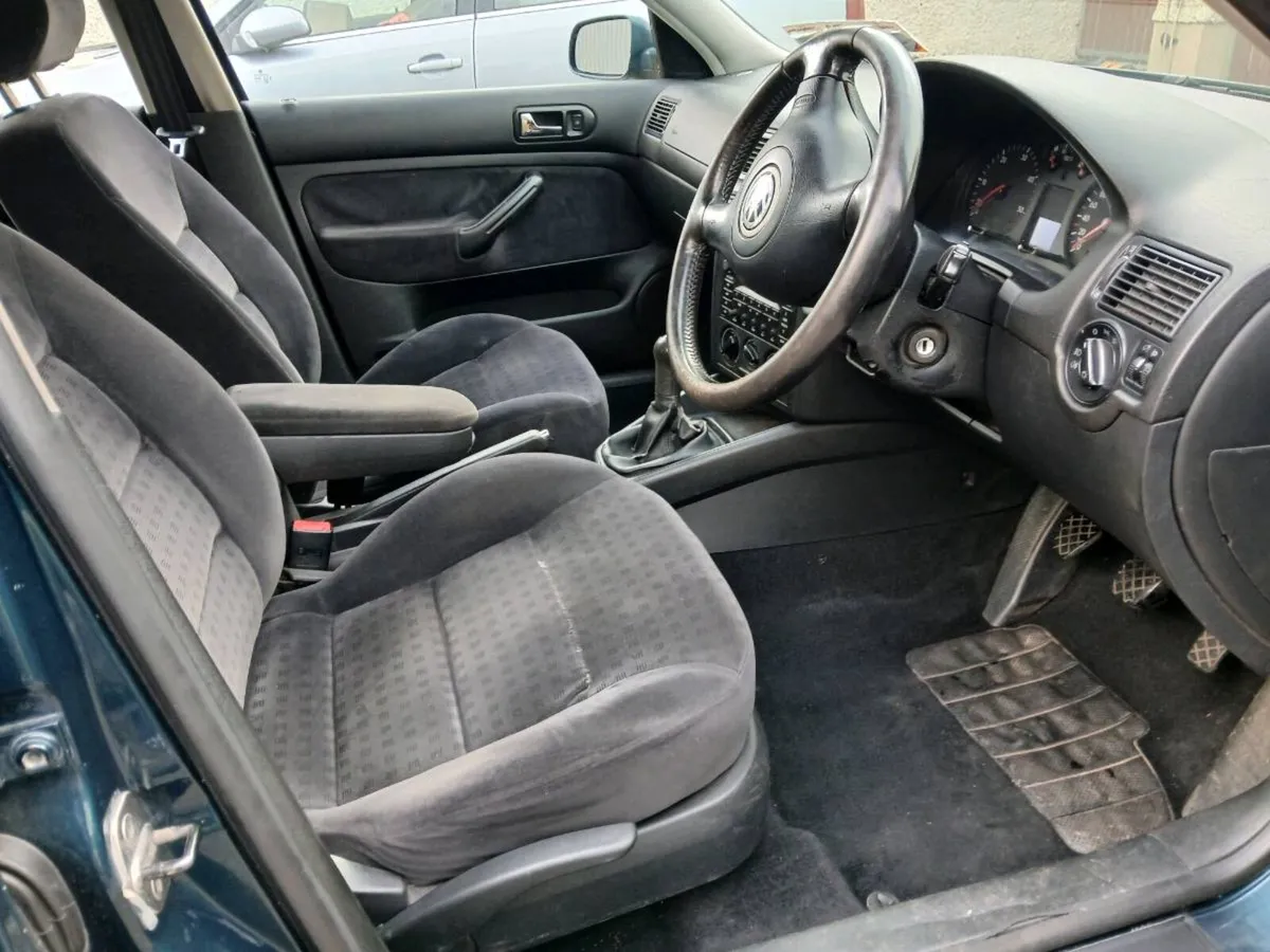 VW Golf Commercial Estate - Image 4