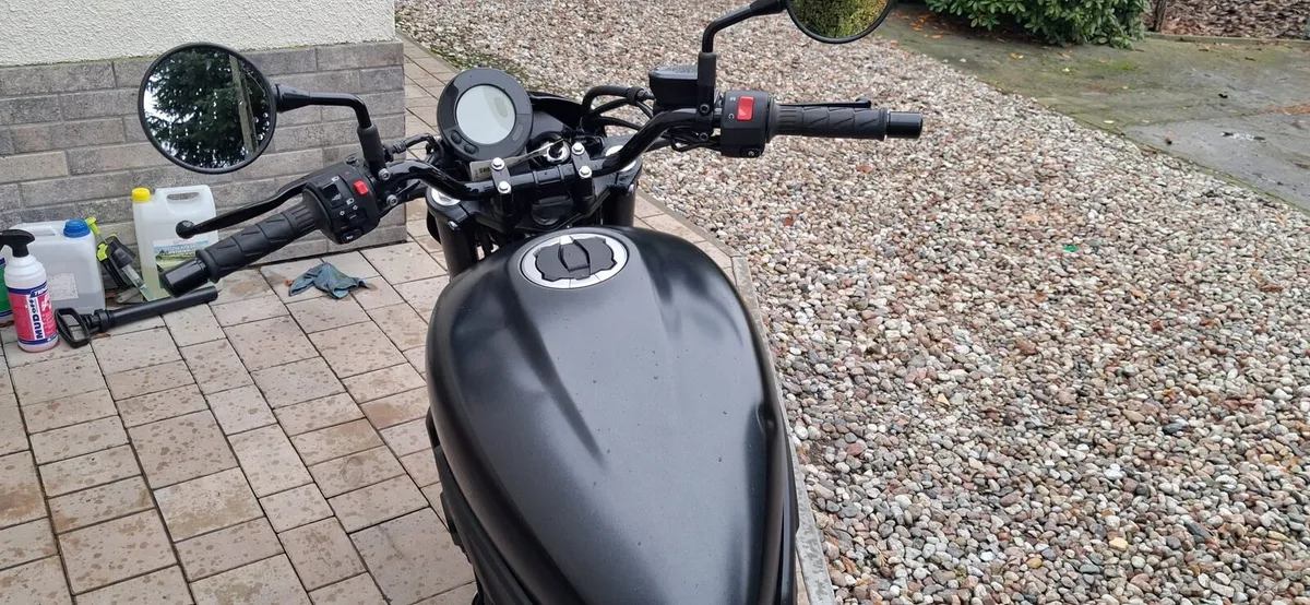 KAWASAKI ELIMINATOR 2024 ABS - Image 4